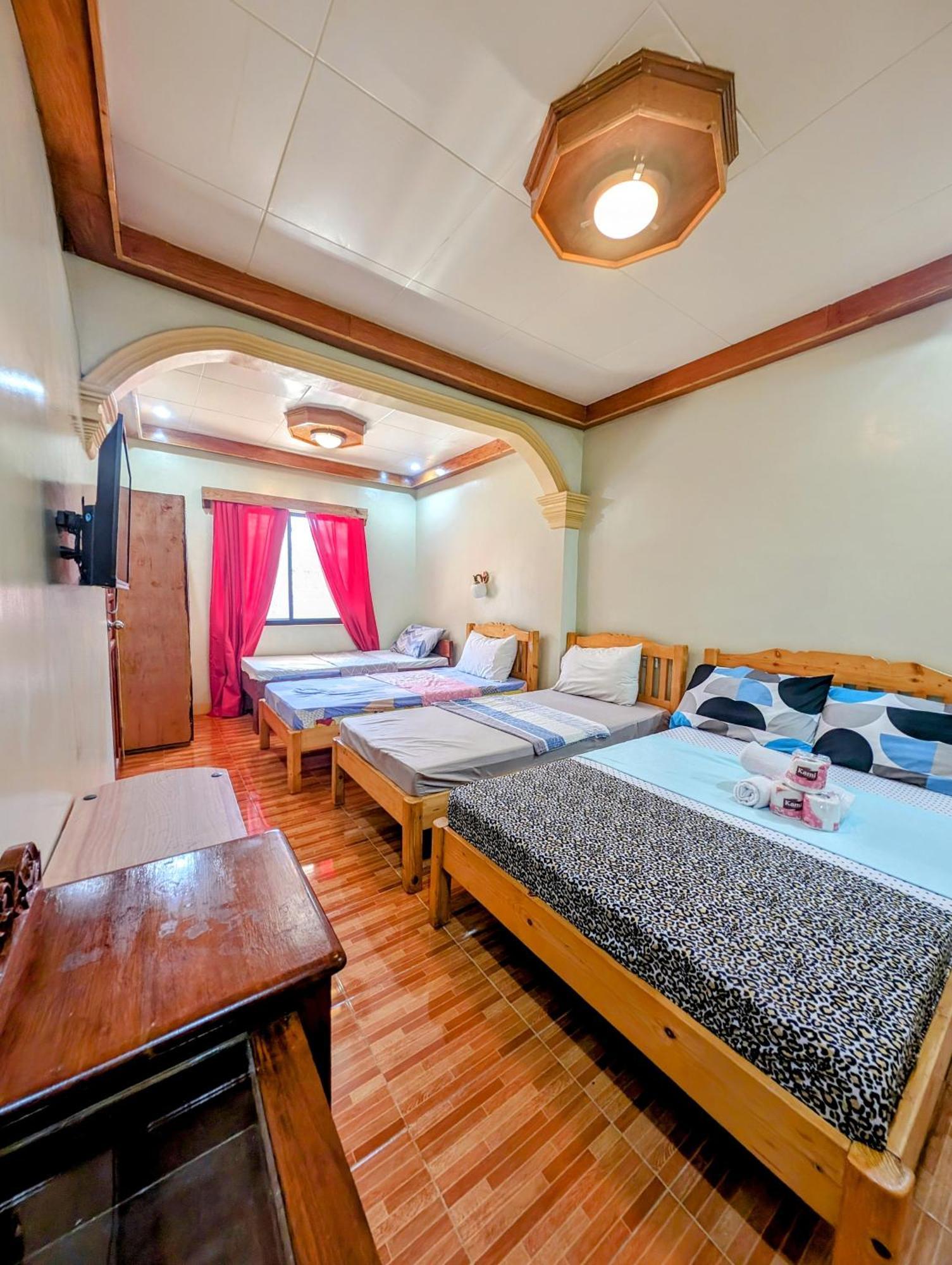 בוסואנגה Screaming Gecko Hostel מראה חיצוני תמונה