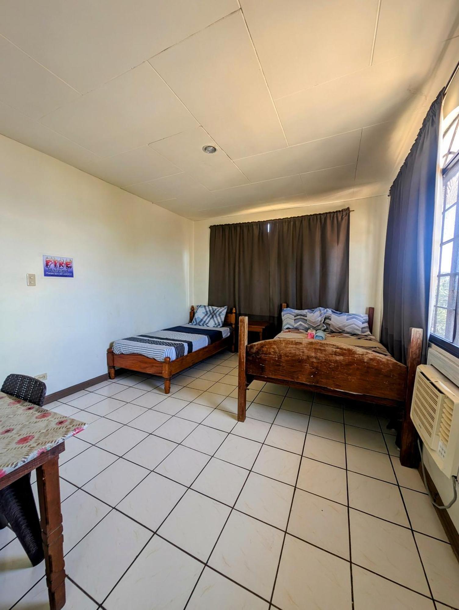 בוסואנגה Screaming Gecko Hostel מראה חיצוני תמונה